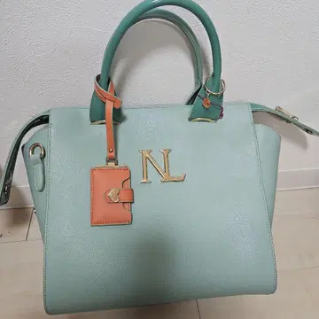 니콜 리 토트백