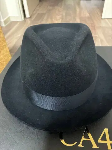 CA4LA 울 햇 블랙