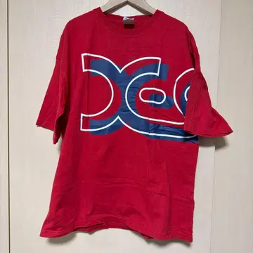 1994년제 빨간색 그래픽 T 셔츠