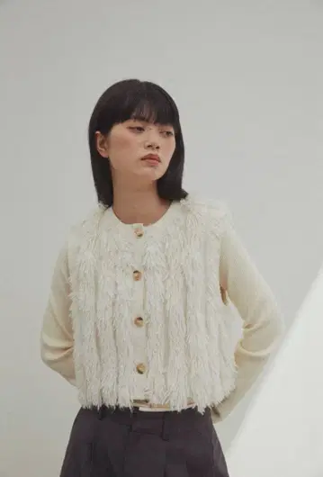 DU250707 Fringe Vest dium.