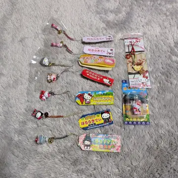 지역 한정 헬로키티 스트랩