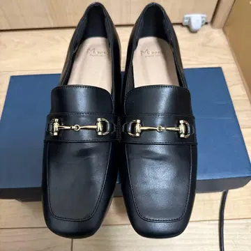 므뉴 비트 로퍼 여성용 (25.5~26.0)