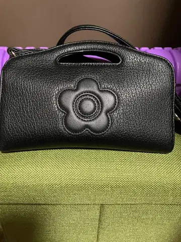 MARY QUANT 핸들 부착 숄더 장지갑 꽃 모티브