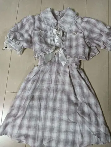 ROJITA 연보라 체크 무늬 반팔 원피스