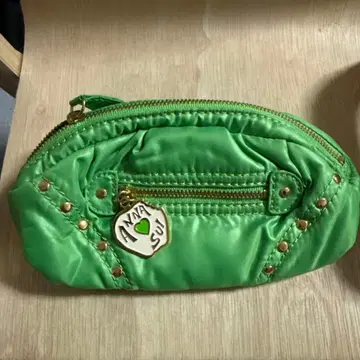 ANNA SUI 그린 파우치