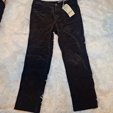 새상품 심플 라이프 코듀로이 팬츠 다크 브라운 L 사이즈