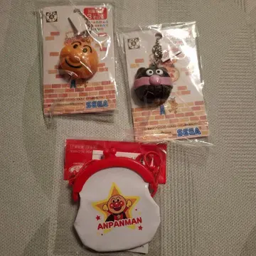 새상품 호빵맨 키링과 소품함 세트