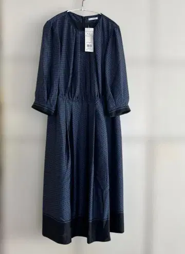 [택 포함 새상품] 아마카 / 꽃무늬 긴팔 롱 원피스