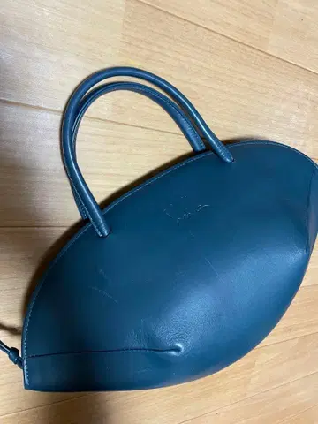 시빌라 백 네이비