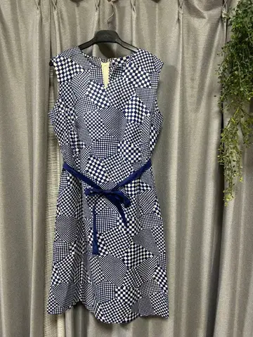 슬리브리스 무릎 기장 원피스 빈티지 구제 의류