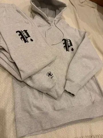 [ 셋업 ] PHATRNK ( 팻랭크 ) 그레이 상 XL 하 L