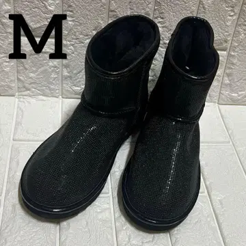 [ 새상품급 ] 앙코키뉴 숏부츠 M 사이즈 반짝반짝 어그 부츠 보아