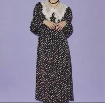 새상품급 jouetie 웬즈데이 WEDNESDAY 콜라보 원피스