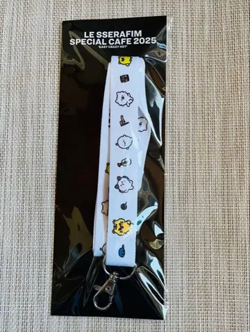 [ 미개봉 ] le sserafim 카페 넥스트랩