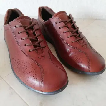 미사용!! ecco 에코 천연 가죽 컴포트 슈즈 38