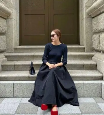 고베 레터스 x SAYAKA 콜라보 니트 도킹 원피스 네이비