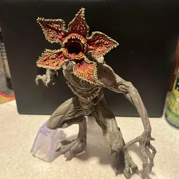 데모고르곤 피규어 제일복권 A상 기묘한 이야기