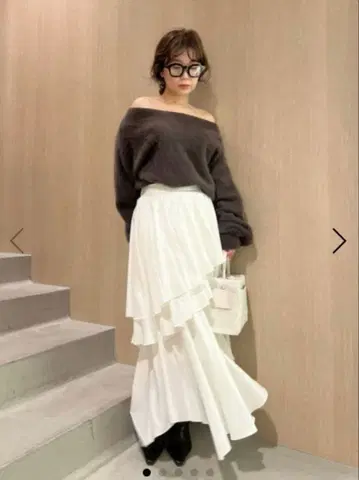 FRAY I.D 폭스 캐시미어 오프숄더 풀오버