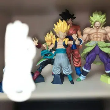 드래곤볼 4체 피규어 세트