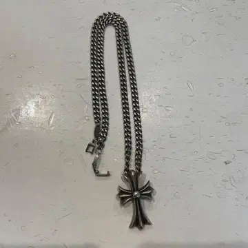 크로스 펜던트 목걸이