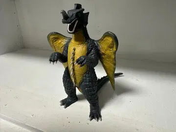 울트라 대괴수 시리즈 5000 카멜레킹 울트라맨