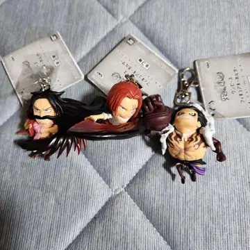 원피스 피규어 키링 루피 샹크스 로저