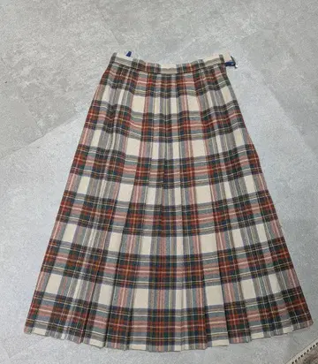 요크랜드 타탄 체크 스커트