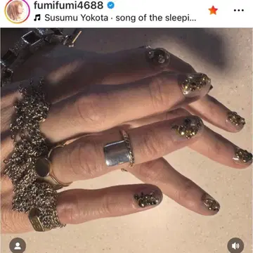 MAIDEN R-1 반지 FUMIE TANAKA 착용