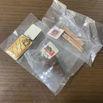 부르봉 캡슐 토이 3개 세트