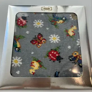 FELLER 꽃과 나비 무늬 손수건