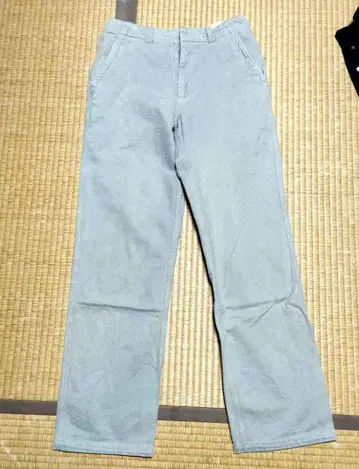 C.P. COMPANY 베이지 워크 팬츠 사이즈 46 w30