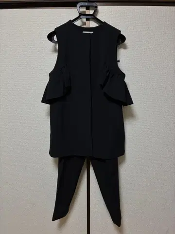 셀포드 CELFORD 블랙 프릴 셋업