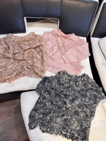 GRACE CONTINENTAL 트레이너 1점 스웨터 2세트