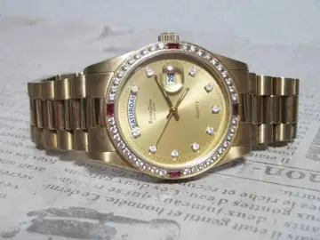 ROVEN DINO 골드 스틸 쿼츠 시계