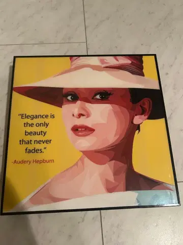 오드리 헵번 아트 작품