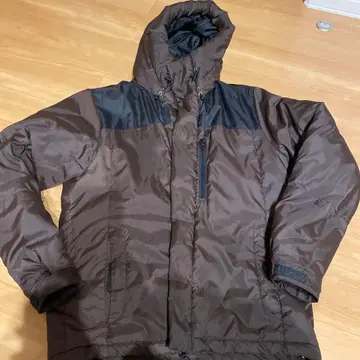 브라운 나일론 자켓