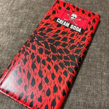 CREAM SODA 레오파드 무늬 장지갑 빨검