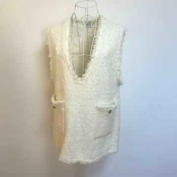 [택 포함 미사용] 그린 라벨 릴랙싱 트위드 니트 베스트 화이트