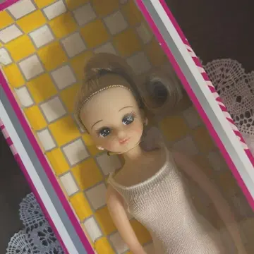 리카짱 캐슬 오리지널 컬렉션 모델