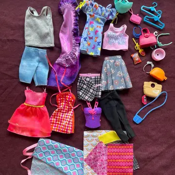 바비 아웃핏 의류 일괄