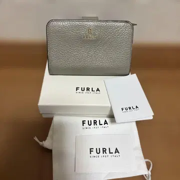 FURLA 그레이 이단 접이식 지갑
