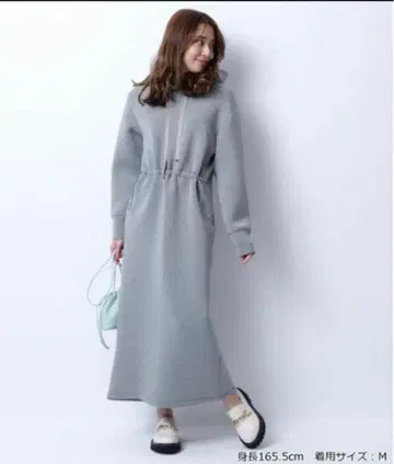 라이트 드로스트 후드티 원피스 그레이 1 JUSGLITTY