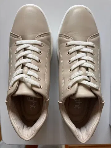 팬지 CARINAWALK 베이지 스니커즈 23cm 초경량