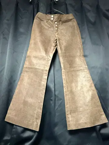 토네이도 마트 플레어 바지 소가죽