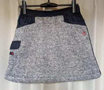 MUNSING WEAR 먼싱웨어 니트 절개 충전솜 스커트