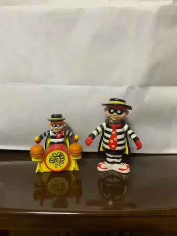 햄버거 드럼 피규어 2개