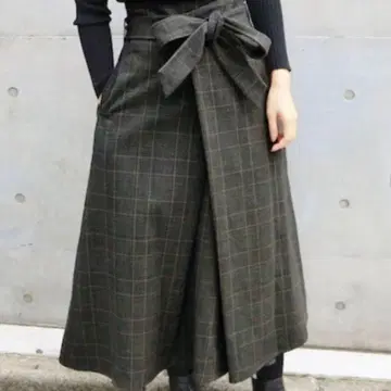 이에나 글렌체크 플레어 스커트 카키