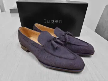 새상품! Iugen 다크 브라운 태슬 로퍼 사이즈 25.5cm