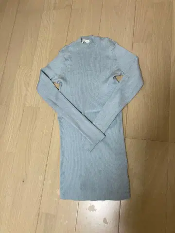 GALERIE VIE 투모로우랜드 니트