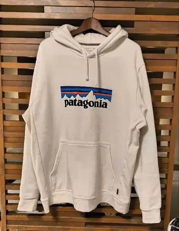 파타고니아 화이트 후드티 XXL